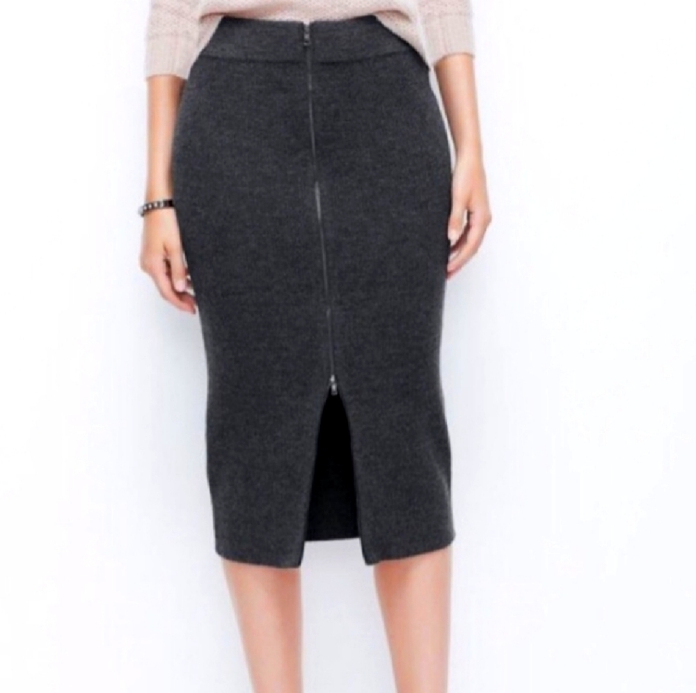Gray Loft ribbed long skirt